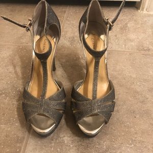 Gianni bini silver heels